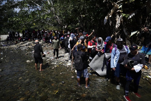 Migrantes que cruzan el Darién rebasan cifra del primer trimestre de 2022