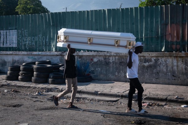 Presuntos delincuentes abatidos en Haití durante un ataque al Palacio Nacional