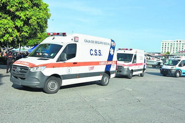 Un total de 36 ambulancias de la Caja de Seguro Social cubrirán puntos estratégicos.