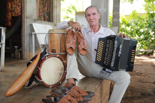 Candelero Villarreal, el maestro del cuero que confecciona uno de los calzados más tradicionales de Panamá
