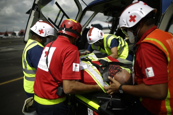 La Cruz Roja realiza inédito simulacro de rescate de víctimas en Panamá