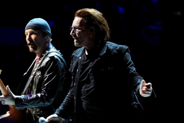 Bono, líder del grupo, que le llevó a realizar a finales del pasado año una pequeña gira por teatros por diversas ciudades como Madrid.