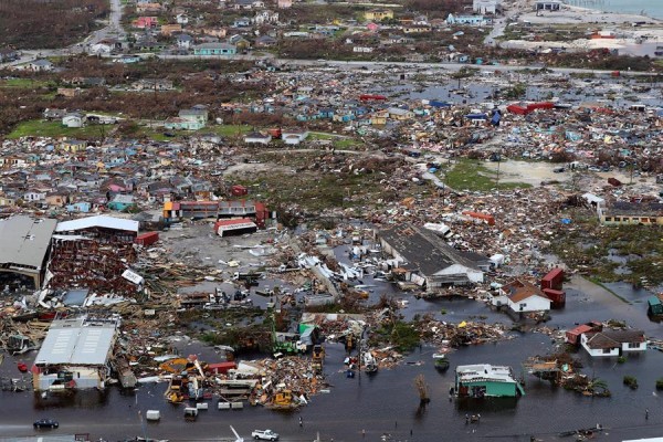 Ascienden a 30 los fallecidos por el huracán Dorian en las Bahamas