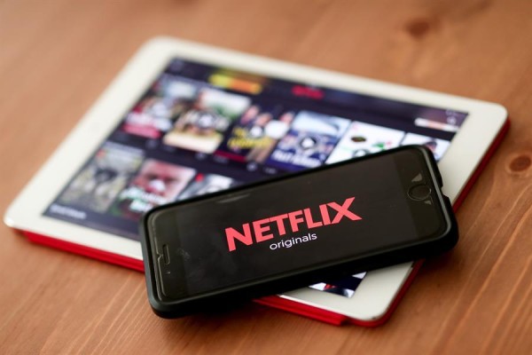 Netflix arrasa en unos Globos de Oro que recuperan a Eddie Murphy