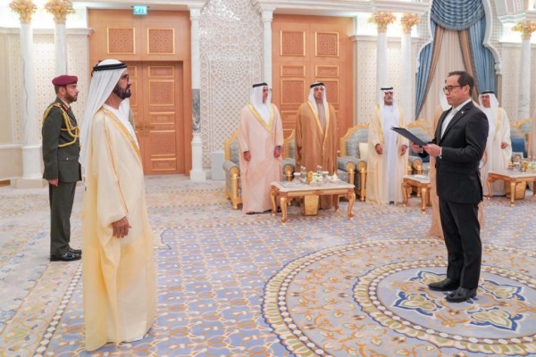Primer ministro de Dubai recibe credenciales del nuevo embajador de Panamá