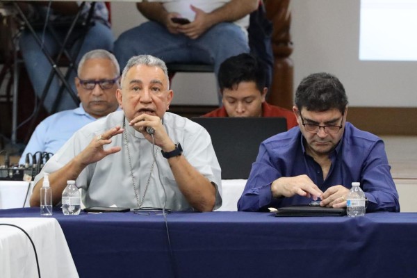 Monseñor José Domingo Ulloa Mendieta, considera aberrantes  los hechos que rodean la detención del obispo de Matagalpa, Monseñor Rolando Álvarez y pide su liberación.