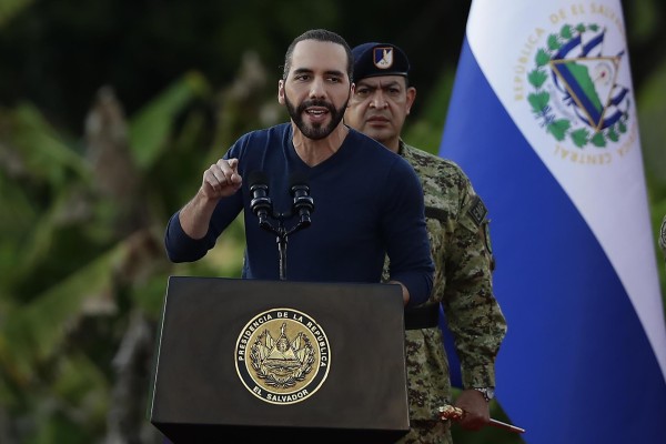 La CIDH llama a El Salvador a restablecer derechos suspendidos desde 2022