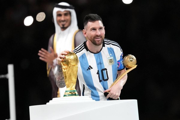 Las camisetas que Messi lució en Qatar 2022, a subasta a precio estimado de 10 millones