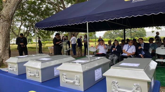 Desde el año 2020 se han exhumado un total de 43 sepulturas. Desde el año 2020 se han exhumado un total de 43 sepulturas.