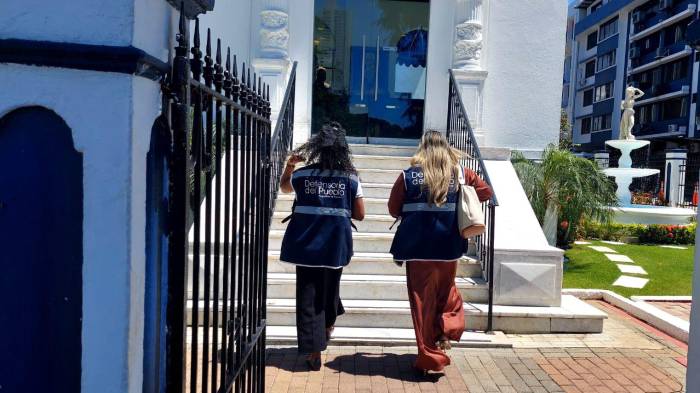 La Defensoría presentó hoy la denuncia formal ante el Ministerio Público (MP). La Defensoría presentó hoy la denuncia formal ante el Ministerio Público (MP).