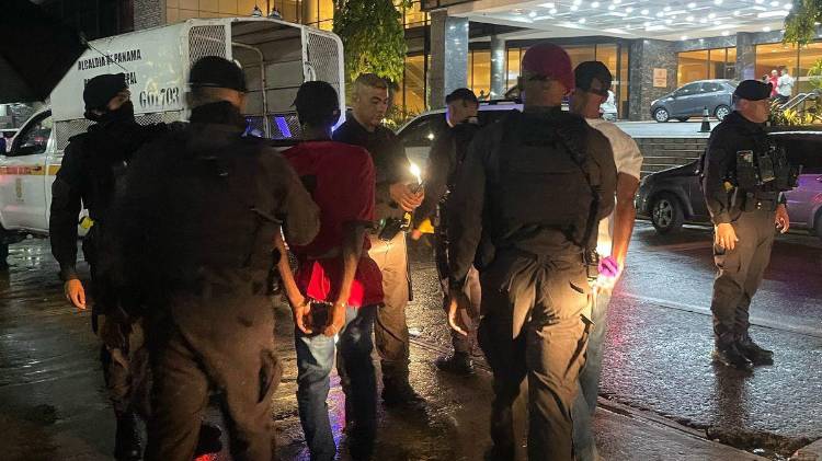 Mayer para firme con los ‘bien cuida’o Mayer para firme con los ‘bien cuida’o