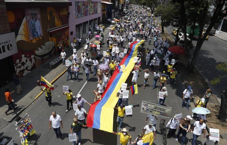 Colombianos se manifestarán en contra del Gobierno y en defensa de la salud