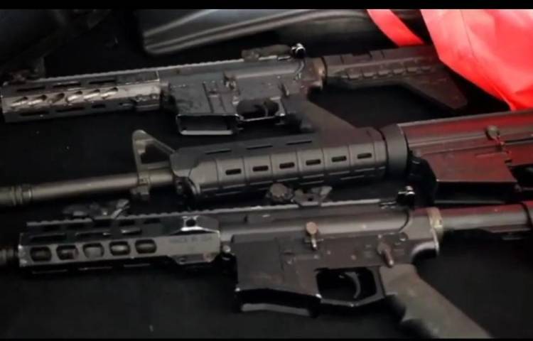 Fusiles fueron confiscadas en la Calzada de Amador.