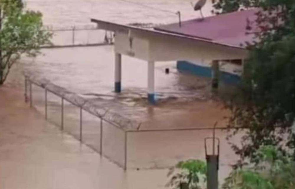 Aquí el último reporte de las afectaciones del mal tiempo. Hay un desaparecido