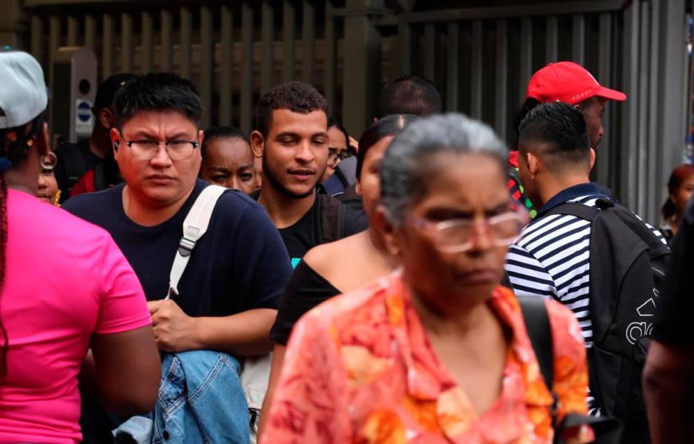 ¡Quieren más ‘chen chen’! Encuesta revela que 51% de los panameños están insatisfechos con su salario