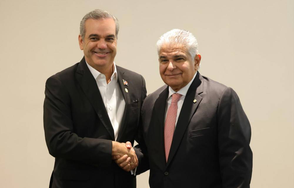 Luis Abinader y José Raúl Mulino