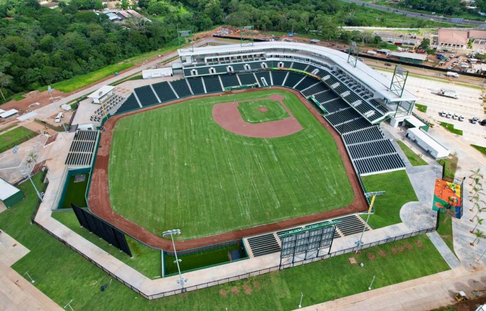 Inauguran estadio de béisbol Mariano Rivera en La Chorrera