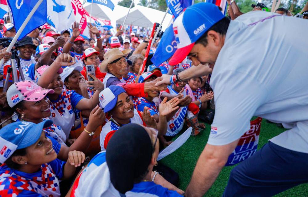 Samy y Sandra, Osvaldo Ayala y Alejandro Torres, estarán cierre de campaña Carrizo