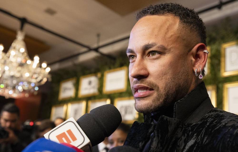 Fotografía de archivo del futbolista brasileño Neymar. EFE/Isaac Fontana