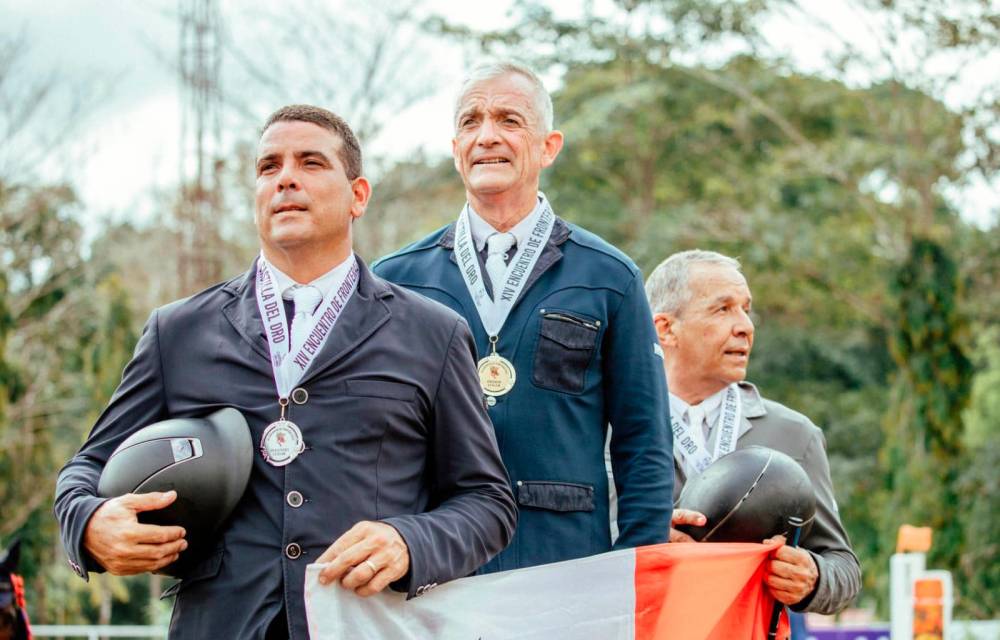 Heraclio Barletta, Mauricio Restrepo y Mariano Bedoya en la competencia.