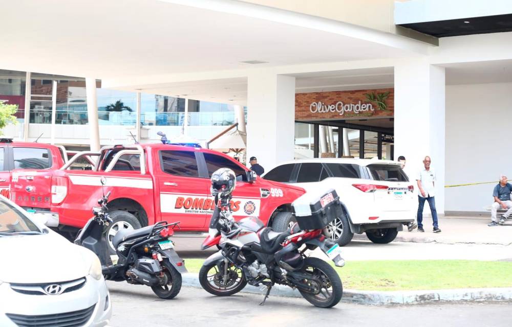 Explosión de gas en restaurante de Costa del Este deja cuatro heridos