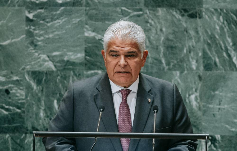 El presidente panameño, José Raúl Mulino Quintero, habla durante el debate general del 79º período de sesiones de la Asamblea General de las Naciones Unidas en la sede de las Naciones Unidas en Nueva York, Nueva York, EE.UU., el 25 de septiembre de 2024.