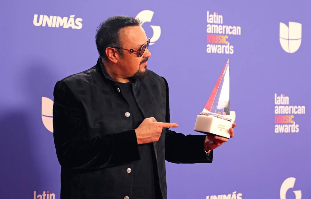 Fotografía de archivo del cantante Pepe Aguilar durante los Latin American Music Awards 2023. EFE/Ronda Churchill