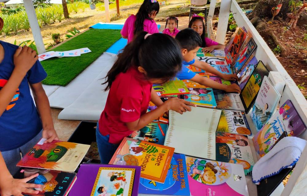 MiCultura coordina acciones para fomentar la lectura en provincias y comarcas