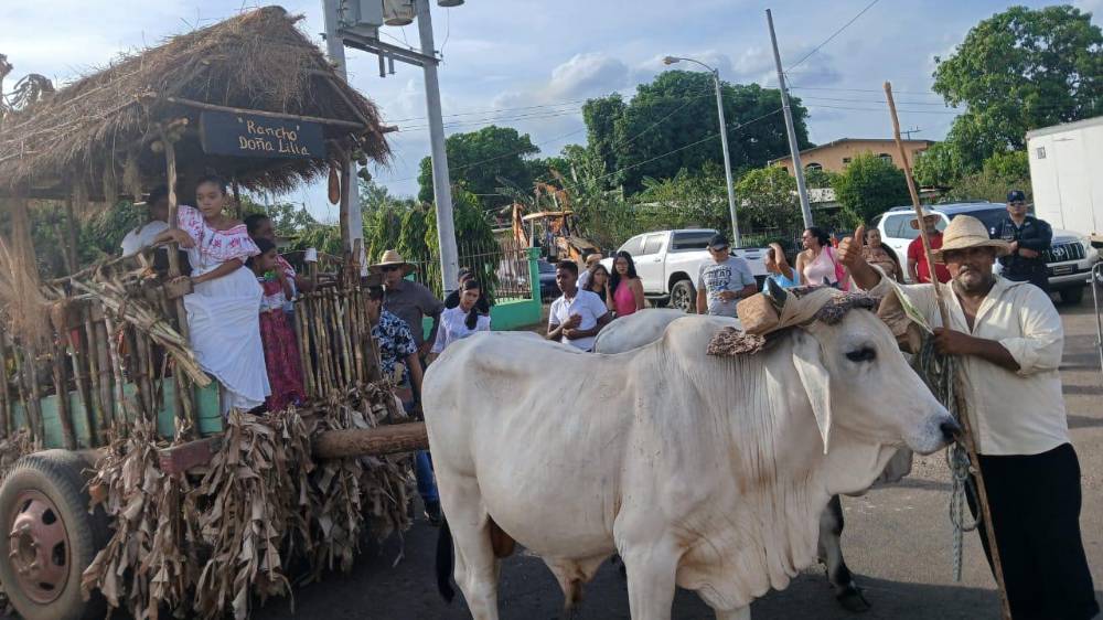 Festival de la carreta en Capellan&iacute;a: Tradici&oacute;n, m&uacute;sica y folclore