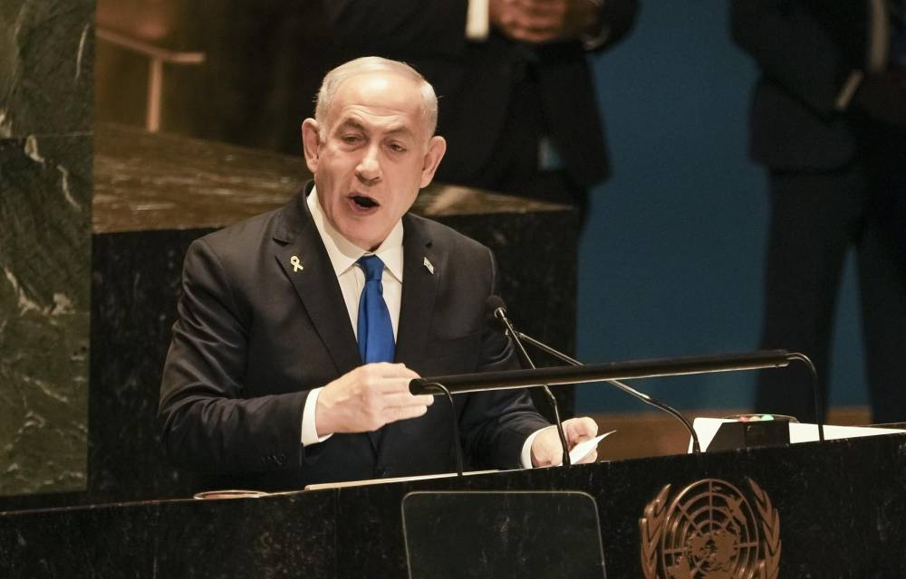 Fotografía de archivo del primer ministro israelí, Benjamin Netanyahu, durante el debate general del 79º período de sesiones de la Asamblea General de las Naciones Unidas en la Sede de la ONU en Nueva York, EE.UU., el 27 de septiembre de 2024. EFE/EPA/Stephani Spindel