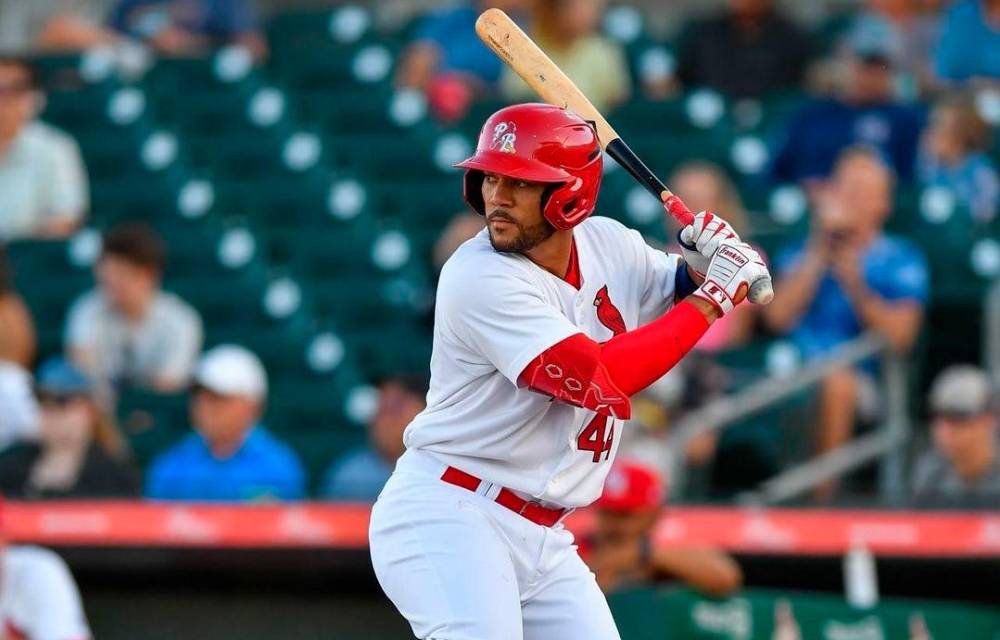 Leornardo Bernal, de los Cardenales.