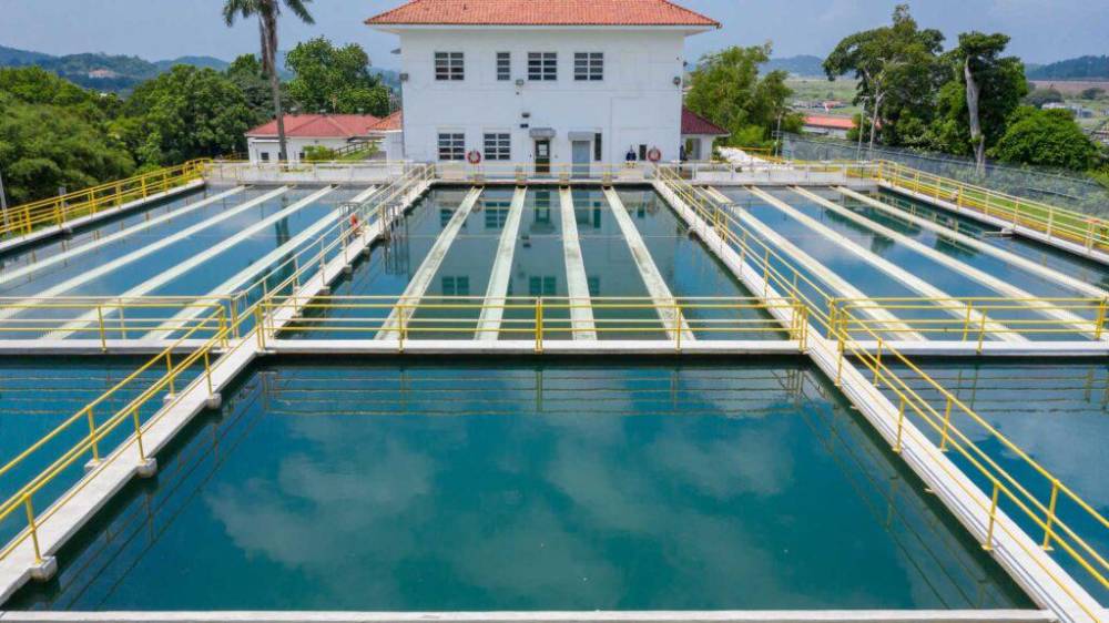 Empieza a normalizarse el suministro de agua potable en Arraij&aacute;n 
