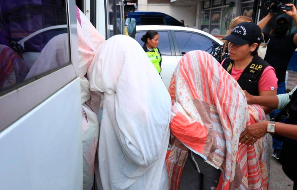 La cruda realidad apunta a parientes cercanos que ayudan a prostituirse a niñas adolescentes y varones.