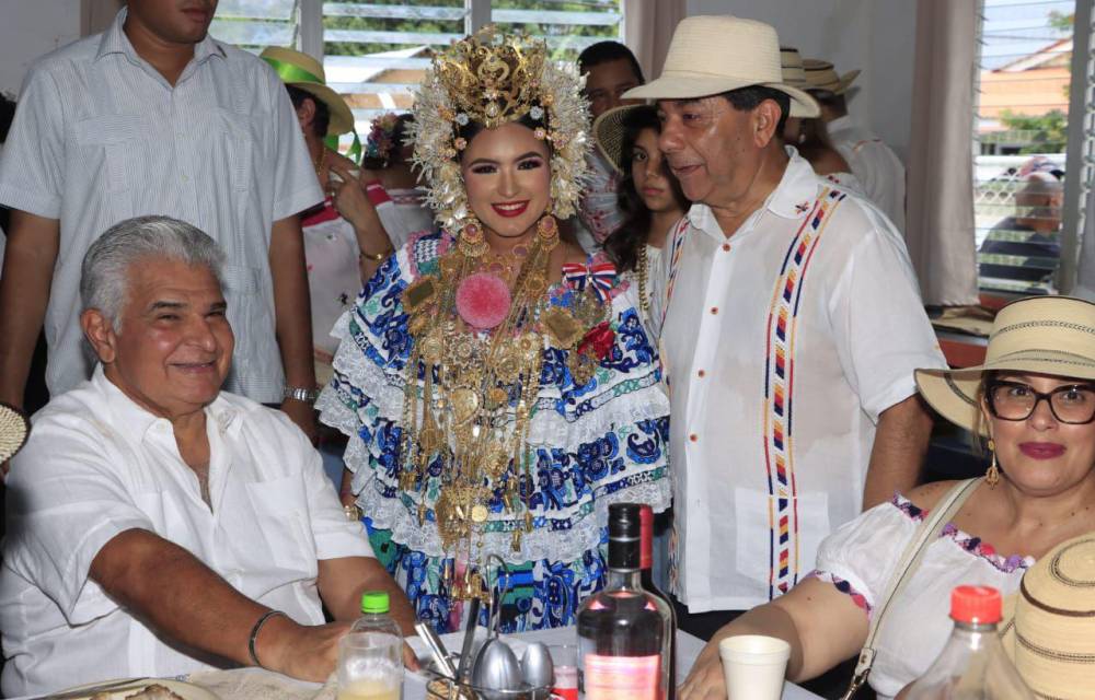 El presidente Mulino no se perdió el festival.