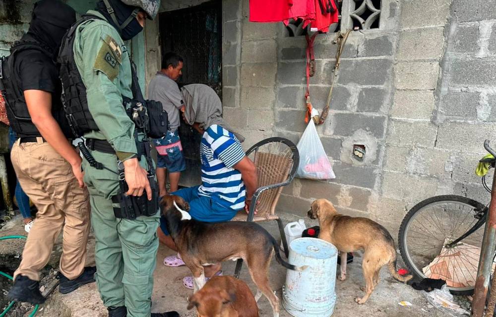 Los detenidos serán llevados en las próximas horas ante el juez de garantías para ser procesados.