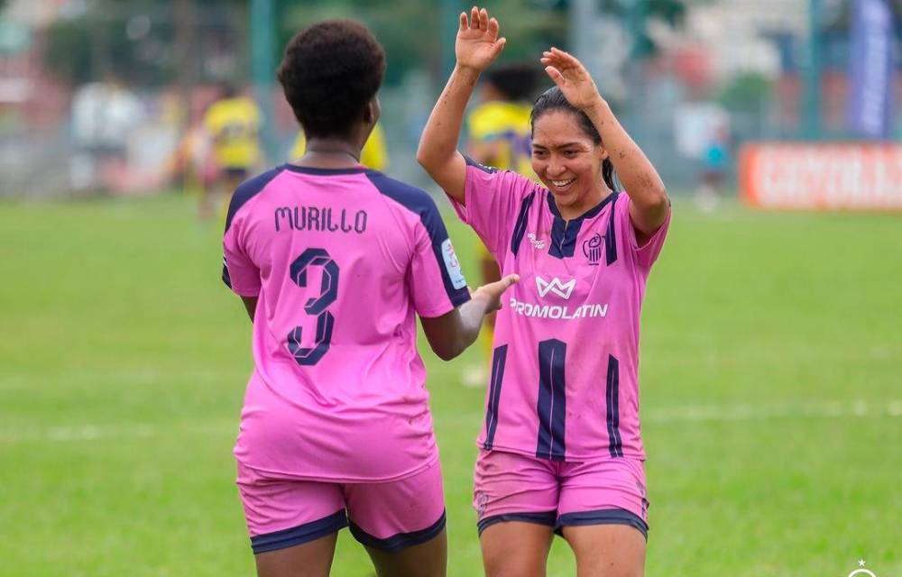 Las chicas regalan partidos de alto calibre