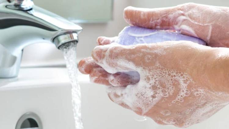 El Minsa exhortó a reforzar las medidas de bioseguridad.