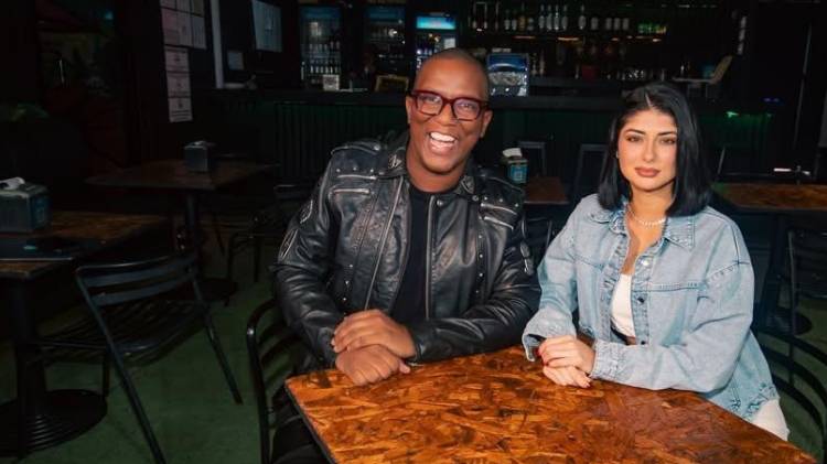 Redes Sociales/@frobinsonpty