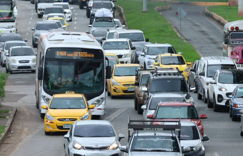 Transportistas piden a la ATTT que ponga orden a la piratería.