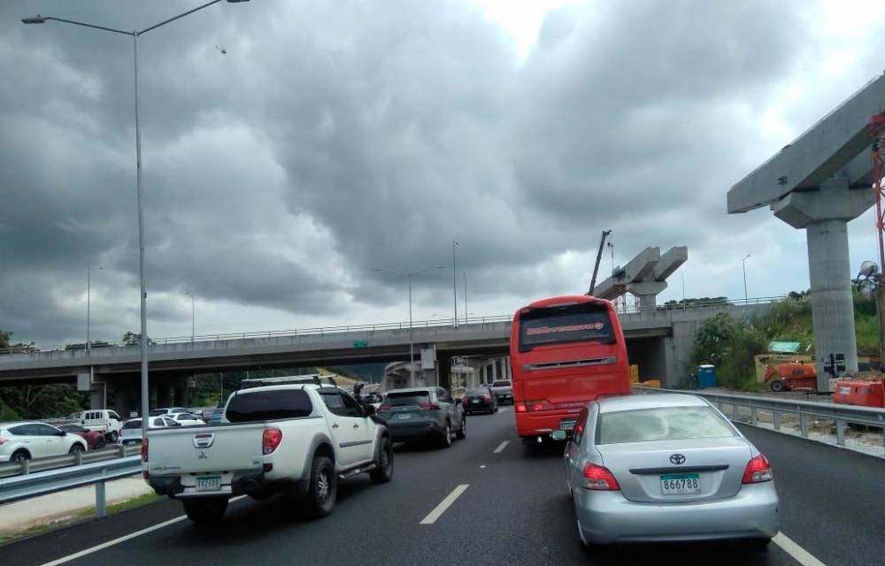 Este fin de semana se implementará un plan de inversión de carriles hacia el interior.