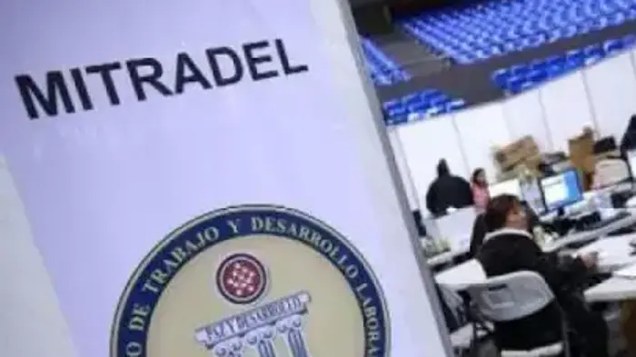 Cervecería Nacional entregó al Mitradel la documentación que respalda la legalidad de los 260 despidos.