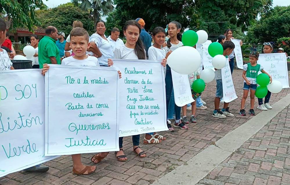 Familiares y amigos de Lina quieren justicia