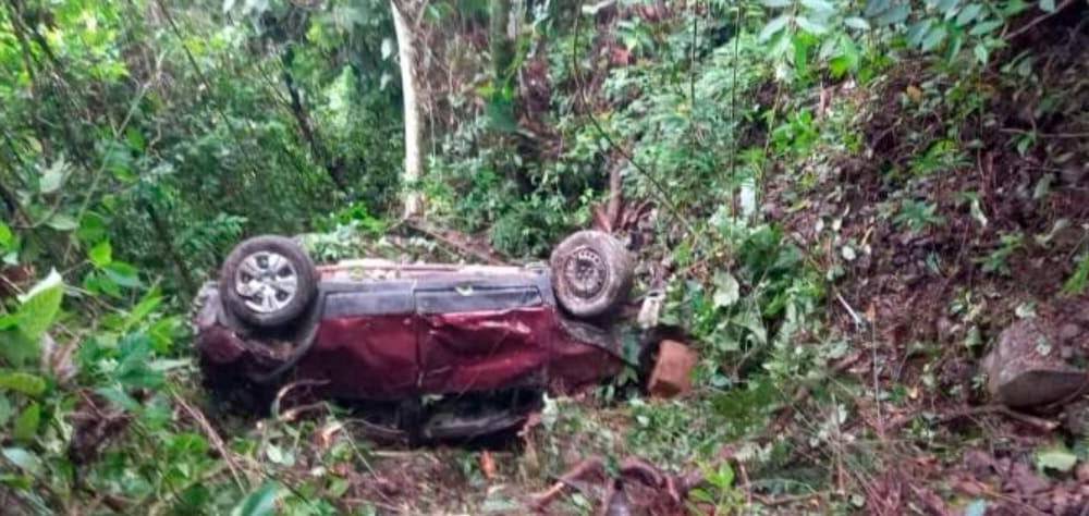 La educadora iba con su hija y su esposo en el vehículo cuando se presentó la tragedia el sábado.