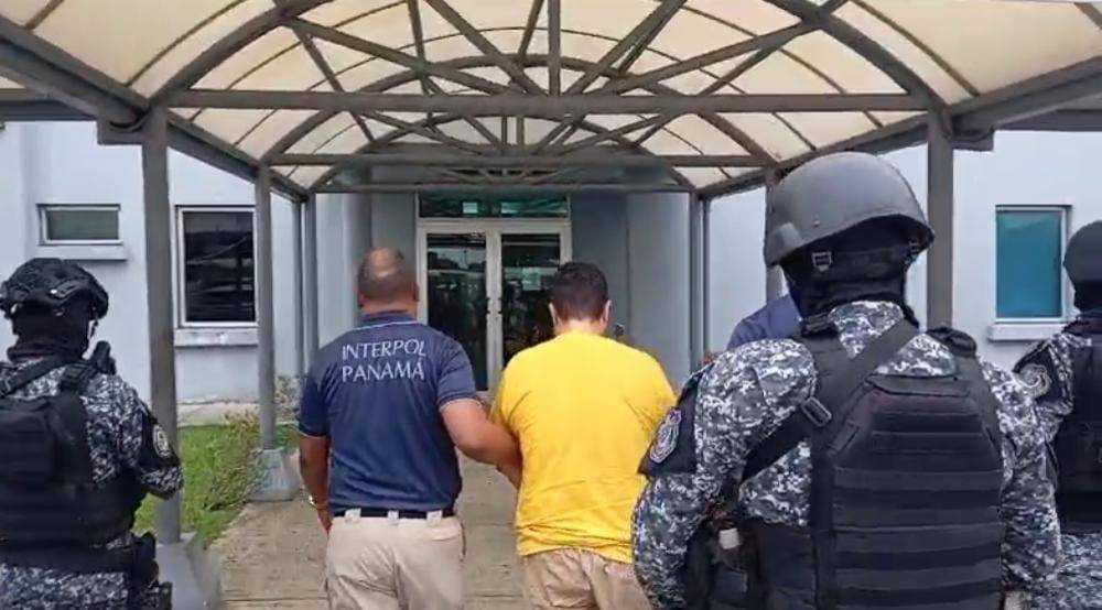 Panamá extradita a costarricense requerido por lavado de dinero y fraude