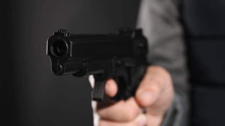 En uno de los casos los pistoleros le dispararon a su víctima desde un auto en macrha