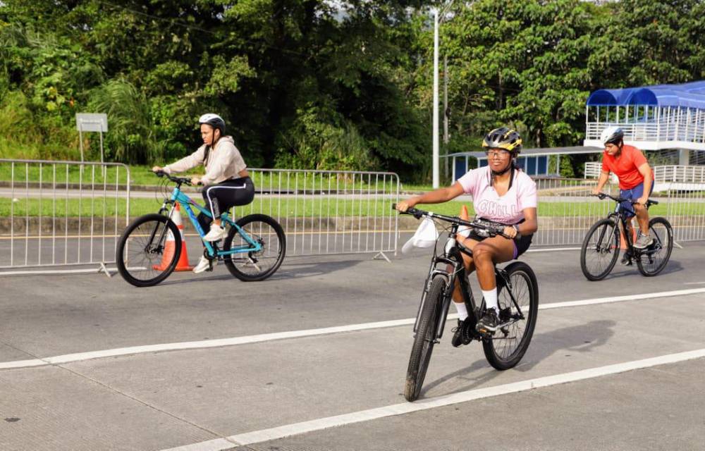 Les prestaron las bicicletas, así solo tenían que llevar las ganas de hacer actividad física.