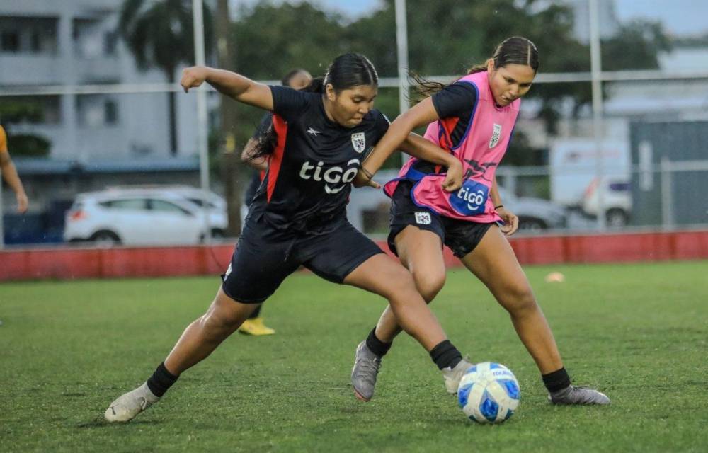 Selección entrena en el ‘Cascarita’ Tapia.