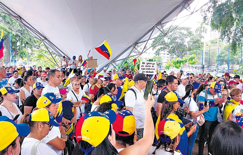 Se congregaron en el parque Urracá.