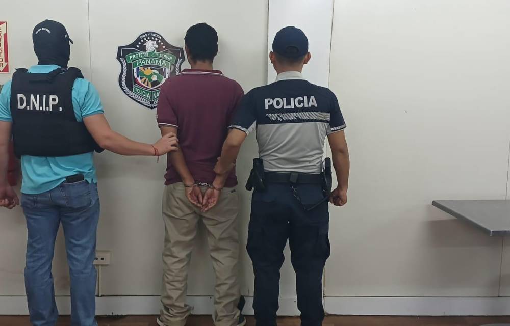 Aprehenden a hombre que tenía fotos y videos de abuso sexual infantil