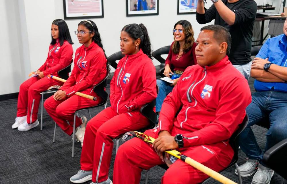 El hockey five se toma Panamá